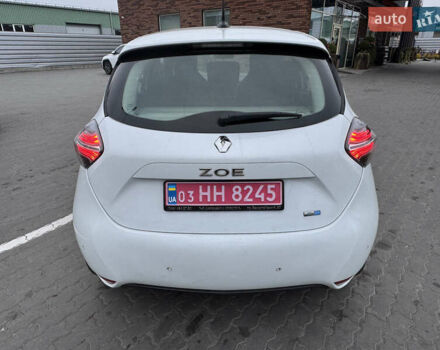Белый Рено Зое, объемом двигателя 0 л и пробегом 56 тыс. км за 11999 $, фото 2 на Automoto.ua