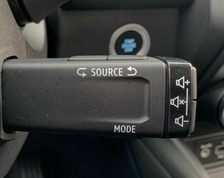 Белый Рено Зое, объемом двигателя 0 л и пробегом 90 тыс. км за 12999 $, фото 21 на Automoto.ua