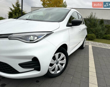 Рено Зое 2021 в Мукачеве на Automoto.ua Белый Рено Зое, объемом двигателя 0 л и пробегом 81 тыс. км за 11999 $, фото 4 на Automoto.ua