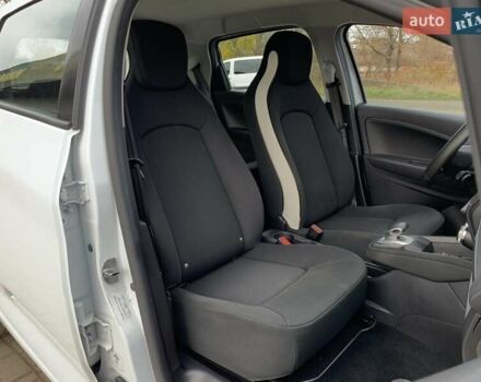 Рено Зое 2021 у Бердичеве на Automoto.ua Білий Рено Зое, об'ємом двигуна 0 л та пробігом 90 тис. км за 12999 $, фото 32 на Automoto.ua