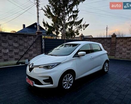 Белый Рено Зое, объемом двигателя 0 л и пробегом 16 тыс. км за 12999 $, фото 10 на Automoto.ua