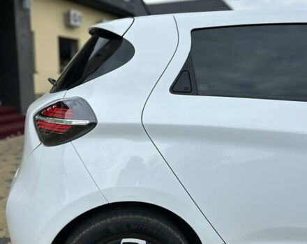 Білий Рено Зое, об'ємом двигуна 0 л та пробігом 95 тис. км за 11999 $, фото 12 на Automoto.ua