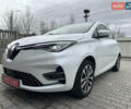 Белый Рено Зое, объемом двигателя 0 л и пробегом 82 тыс. км за 13800 $, фото 5 на Automoto.ua