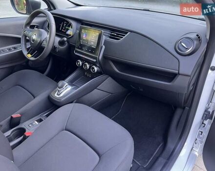 Рено Зое 2021 в Черновцах на Automoto.ua Белый Рено Зое, объемом двигателя 0 л и пробегом 70 тыс. км за 11999 $, фото 7 на Automoto.ua