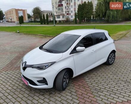 Белый Рено Зое, объемом двигателя 0 л и пробегом 92 тыс. км за 13600 $, фото 3 на Automoto.ua