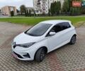 Белый Рено Зое, объемом двигателя 0 л и пробегом 92 тыс. км за 13600 $, фото 3 на Automoto.ua