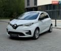 Белый Рено Зое, объемом двигателя 0 л и пробегом 54 тыс. км за 13999 $, фото 1 на Automoto.ua