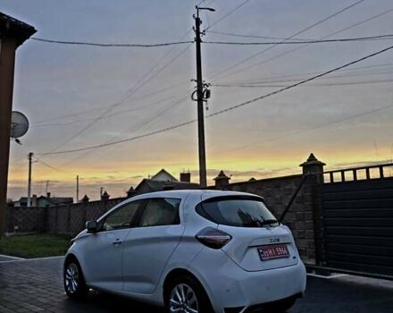 Белый Рено Зое, объемом двигателя 0 л и пробегом 16 тыс. км за 12999 $, фото 14 на Automoto.ua