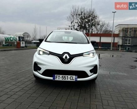 Белый Рено Зое, объемом двигателя 0 л и пробегом 123 тыс. км за 10999 $, фото 4 на Automoto.ua