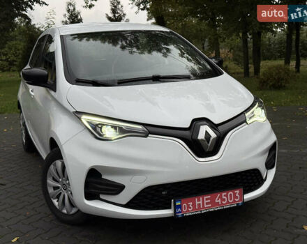 Белый Рено Зое, объемом двигателя 0 л и пробегом 80 тыс. км за 12450 $, фото 6 на Automoto.ua