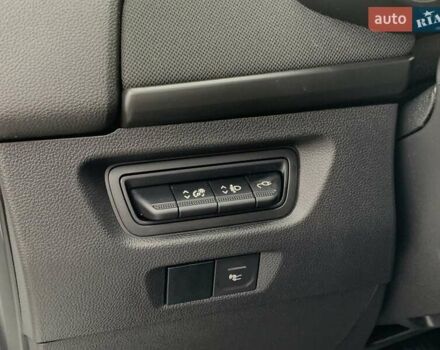 Білий Рено Зое, об'ємом двигуна 0 л та пробігом 124 тис. км за 11955 $, фото 36 на Automoto.ua