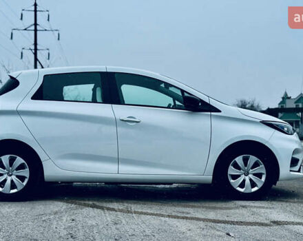 Білий Рено Зое, об'ємом двигуна 0 л та пробігом 59 тис. км за 12800 $, фото 5 на Automoto.ua
