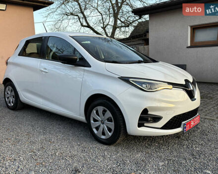 Белый Рено Зое, объемом двигателя 0 л и пробегом 29 тыс. км за 11999 $, фото 6 на Automoto.ua