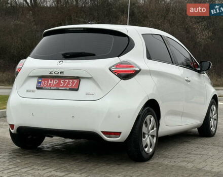 Белый Рено Зое, объемом двигателя 0 л и пробегом 49 тыс. км за 12900 $, фото 5 на Automoto.ua