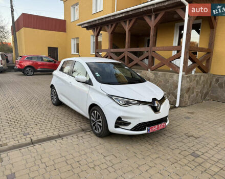 Белый Рено Зое, объемом двигателя 0 л и пробегом 7 тыс. км за 13250 $, фото 1 на Automoto.ua