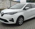 Белый Рено Зое, объемом двигателя 0 л и пробегом 76 тыс. км за 11000 $, фото 1 на Automoto.ua