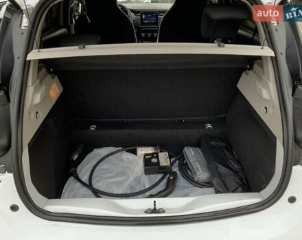 Білий Рено Зое, об'ємом двигуна 0 л та пробігом 124 тис. км за 11955 $, фото 27 на Automoto.ua