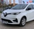 Рено Зое 2021 у Бердичеве на Automoto.ua Білий Рено Зое, об'ємом двигуна 0 л та пробігом 90 тис. км за 12999 $, фото 3 на Automoto.ua