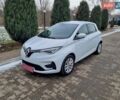 Белый Рено Зое, объемом двигателя 0 л и пробегом 61 тыс. км за 11850 $, фото 1 на Automoto.ua