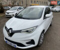 Белый Рено Зое, объемом двигателя 0 л и пробегом 57 тыс. км за 11900 $, фото 1 на Automoto.ua