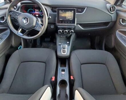 Белый Рено Зое, объемом двигателя 0 л и пробегом 59 тыс. км за 11199 $, фото 16 на Automoto.ua