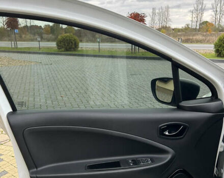 Рено Зое 2021 в Коломые на Automoto.ua Белый Рено Зое, объемом двигателя 0 л и пробегом 95 тыс. км за 12350 $, фото 53 на Automoto.ua