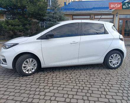 Белый Рено Зое, объемом двигателя 0 л и пробегом 39 тыс. км за 12000 $, фото 6 на Automoto.ua