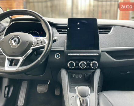 Белый Рено Зое, объемом двигателя 0 л и пробегом 126 тыс. км за 11950 $, фото 15 на Automoto.ua