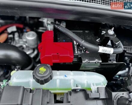 Рено Зое 2021 в Дрогобыче на Automoto.ua Белый Рено Зое, объемом двигателя 0 л и пробегом 55 тыс. км за 12900 $, фото 53 на Automoto.ua