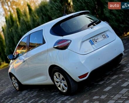 Білий Рено Зое, об'ємом двигуна 0 л та пробігом 57 тис. км за 11900 $, фото 11 на Automoto.ua