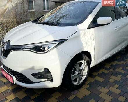 Белый Рено Зое, объемом двигателя 0 л и пробегом 126 тыс. км за 11950 $, фото 5 на Automoto.ua