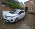 Белый Рено Зое, объемом двигателя 0 л и пробегом 95 тыс. км за 12300 $, фото 1 на Automoto.ua