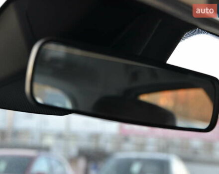 Белый Рено Зое, объемом двигателя 0 л и пробегом 50 тыс. км за 13999 $, фото 30 на Automoto.ua