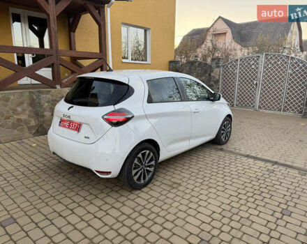 Белый Рено Зое, объемом двигателя 0 л и пробегом 7 тыс. км за 13250 $, фото 4 на Automoto.ua