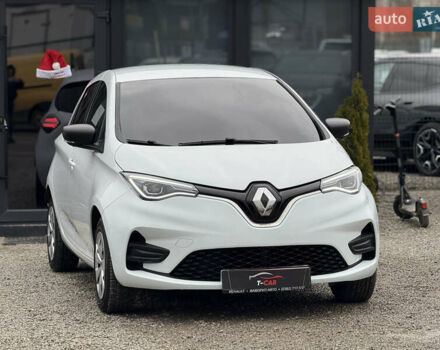 Белый Рено Зое, объемом двигателя 0 л и пробегом 85 тыс. км за 10999 $, фото 3 на Automoto.ua