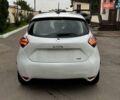 Белый Рено Зое, объемом двигателя 0 л и пробегом 107 тыс. км за 11900 $, фото 6 на Automoto.ua