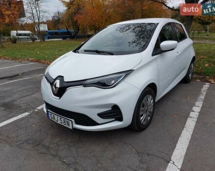 Белый Рено Зое, объемом двигателя 0 л и пробегом 73 тыс. км за 11100 $, фото 2 на Automoto.ua