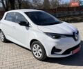 Белый Рено Зое, объемом двигателя 0 л и пробегом 90 тыс. км за 11250 $, фото 17 на Automoto.ua