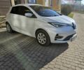 Белый Рено Зое, объемом двигателя 0 л и пробегом 39 тыс. км за 13600 $, фото 4 на Automoto.ua