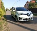 Белый Рено Зое, объемом двигателя 0 л и пробегом 58 тыс. км за 12300 $, фото 8 на Automoto.ua