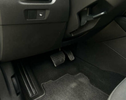 Белый Рено Зое, объемом двигателя 0 л и пробегом 95 тыс. км за 11650 $, фото 70 на Automoto.ua