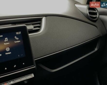 Білий Рено Зое, об'ємом двигуна 0 л та пробігом 124 тис. км за 11955 $, фото 52 на Automoto.ua