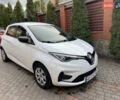 Белый Рено Зое, объемом двигателя 0 л и пробегом 26 тыс. км за 12300 $, фото 2 на Automoto.ua