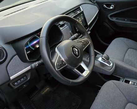 Белый Рено Зое, объемом двигателя 0 л и пробегом 16 тыс. км за 12999 $, фото 26 на Automoto.ua