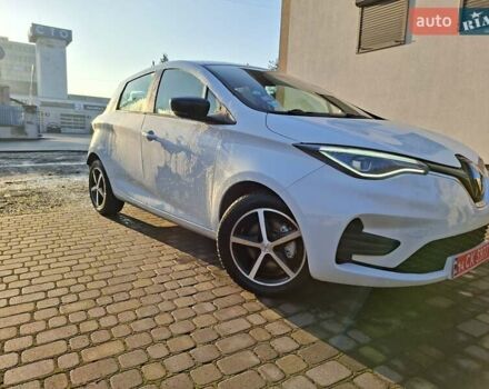 Белый Рено Зое, объемом двигателя 0 л и пробегом 143 тыс. км за 10950 $, фото 6 на Automoto.ua