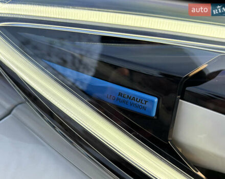 Белый Рено Зое, объемом двигателя 0 л и пробегом 29 тыс. км за 11999 $, фото 30 на Automoto.ua