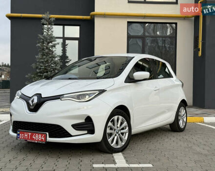 Белый Рено Зое, объемом двигателя 0 л и пробегом 52 тыс. км за 12999 $, фото 5 на Automoto.ua