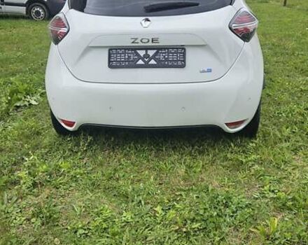 Белый Рено Зое, объемом двигателя 0 л и пробегом 51 тыс. км за 13300 $, фото 1 на Automoto.ua