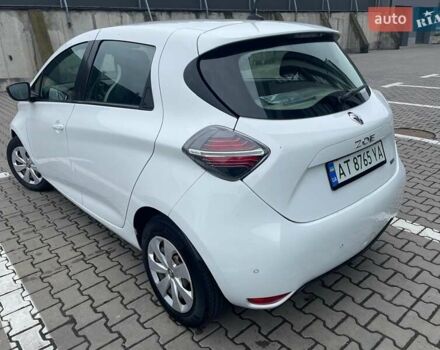 Білий Рено Зое, об'ємом двигуна 0 л та пробігом 72 тис. км за 12300 $, фото 3 на Automoto.ua