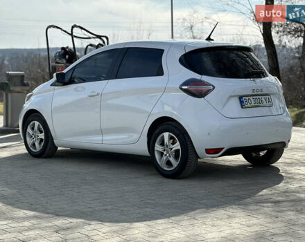 Белый Рено Зое, объемом двигателя 0 л и пробегом 25 тыс. км за 12300 $, фото 11 на Automoto.ua
